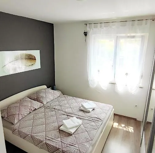 Apartamento Jan 2+2 With Balcony