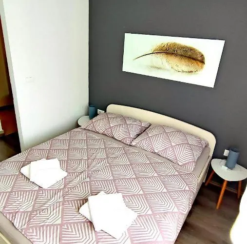 Jan 2+2 With Balcony Apartamento Pula