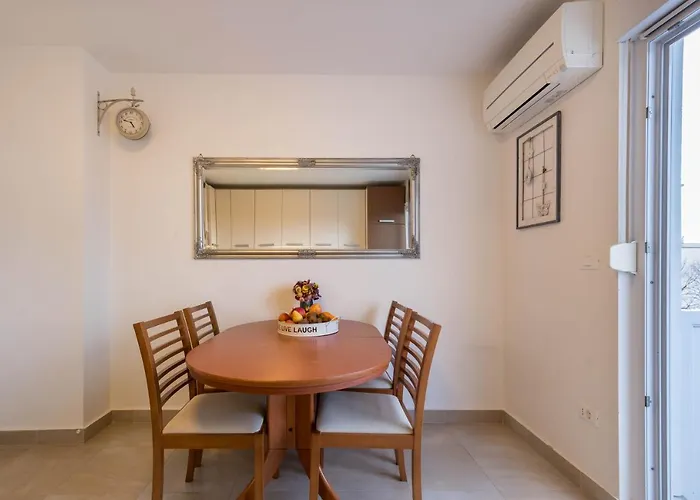 Apartamento Jan 2+2 With Balcony Pula