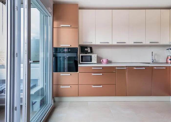 Jan 2+2 With Balcony Апартаменты Пула